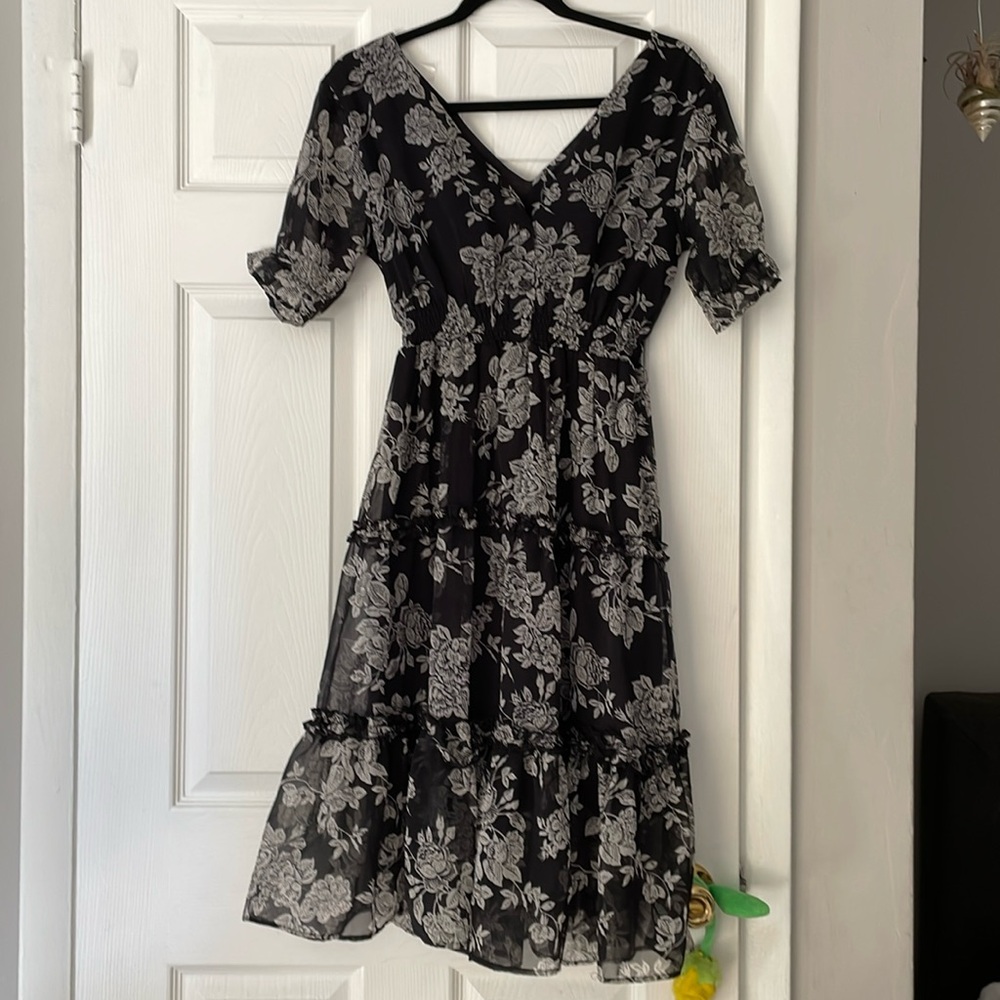 Lapis Black and White floral dress